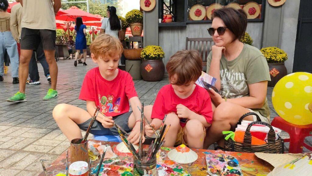 Craft Workshop for Students in Vietnam: A Creative Cultural Experience
